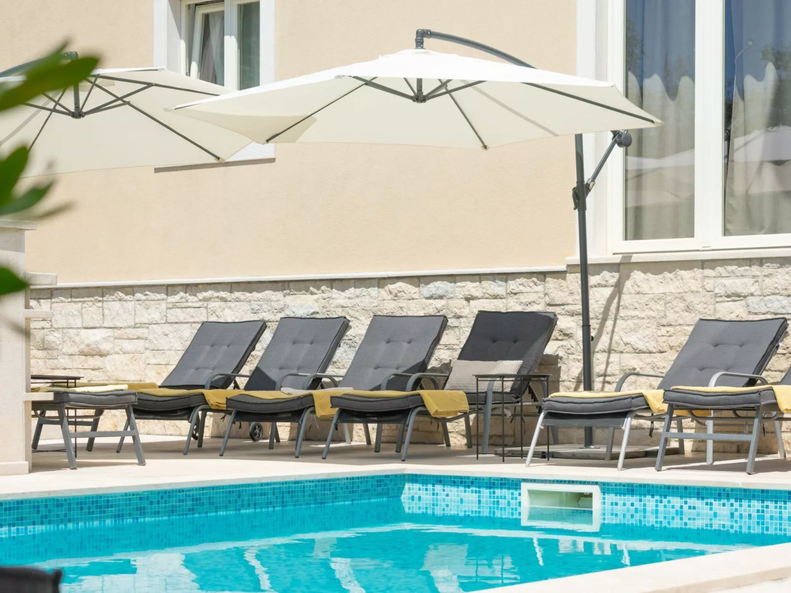 Private Villa mit Panoramablick-Binnen