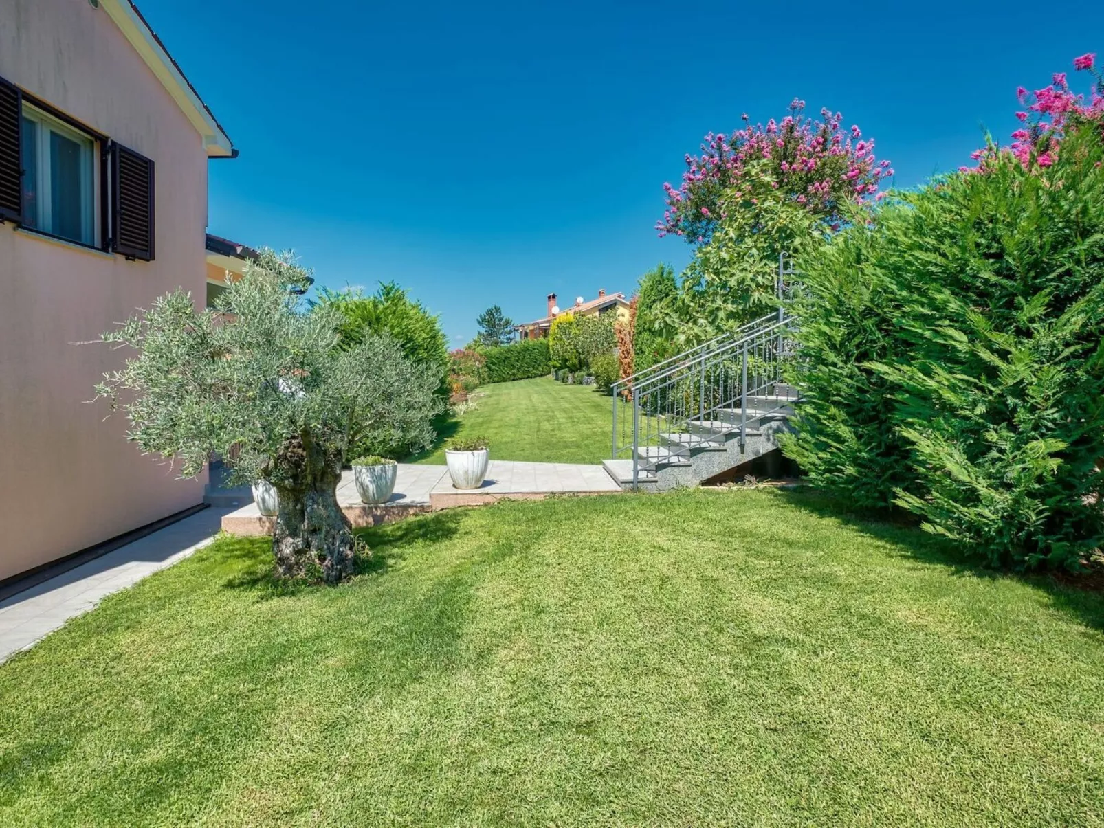 "Ines" mit Whirlpool-Image-tags.info