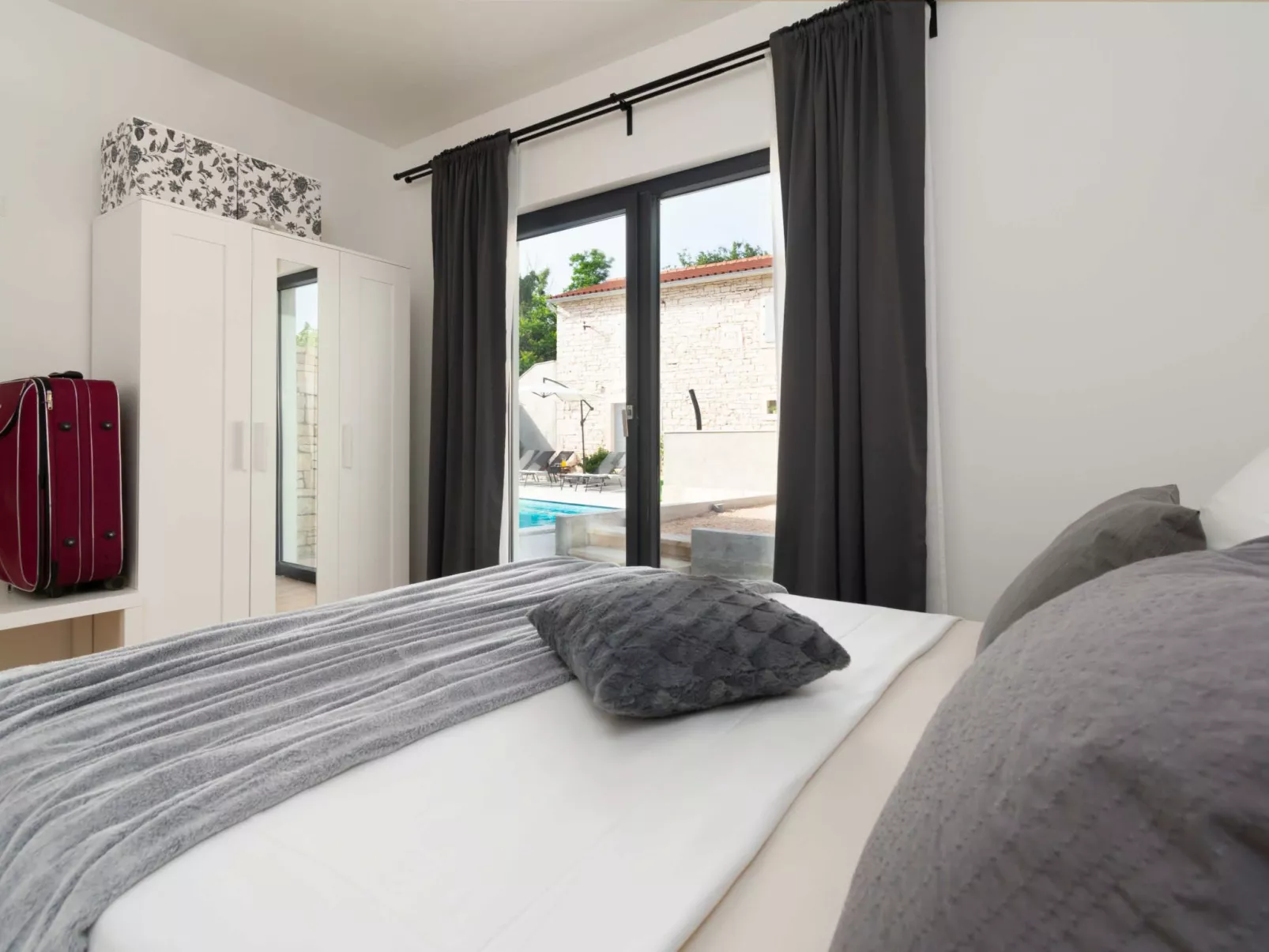 Designer Villa Simone - Modern und Heritage Style-Binnen