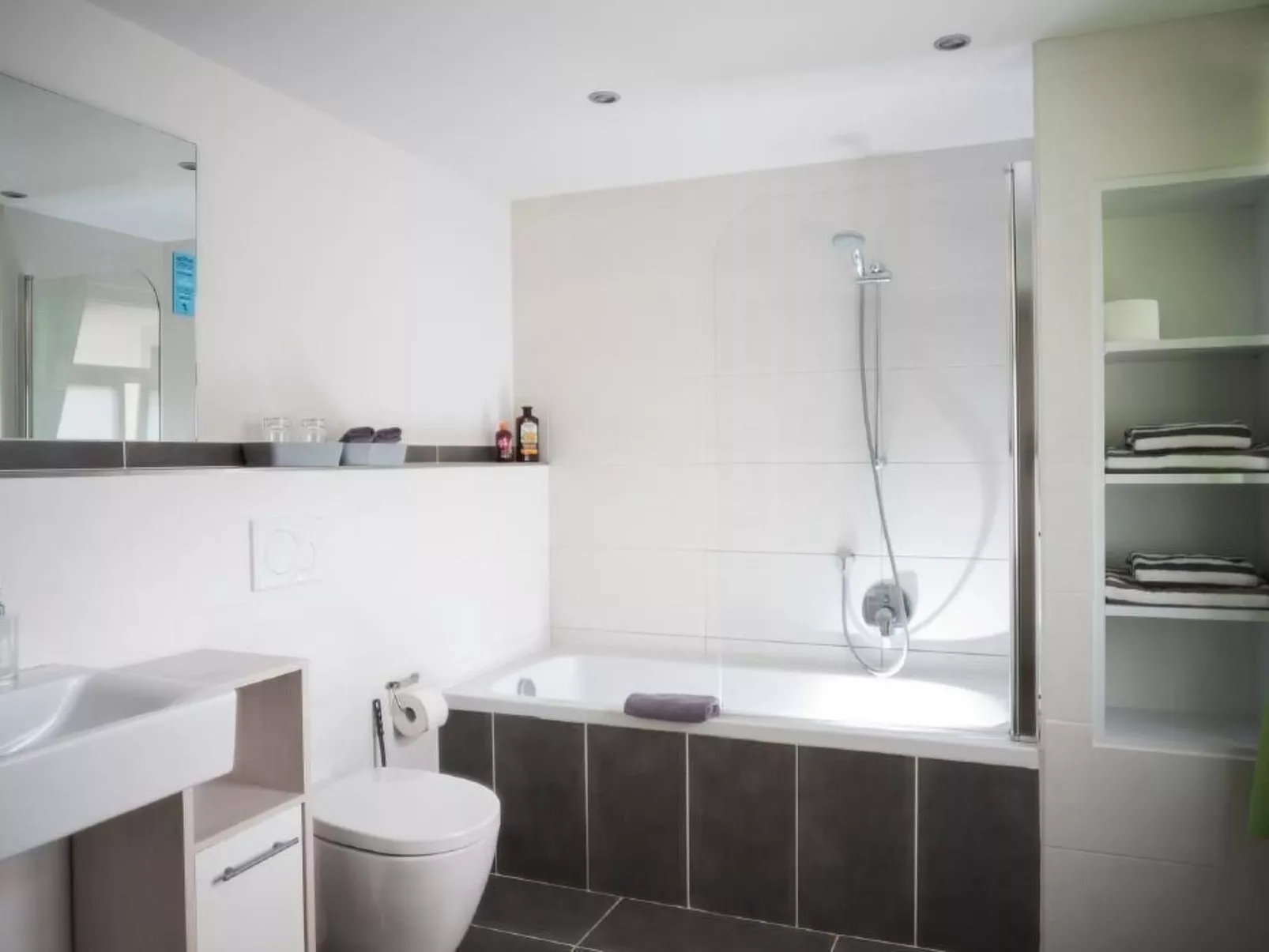 Fuhrmannsuite-Binnen