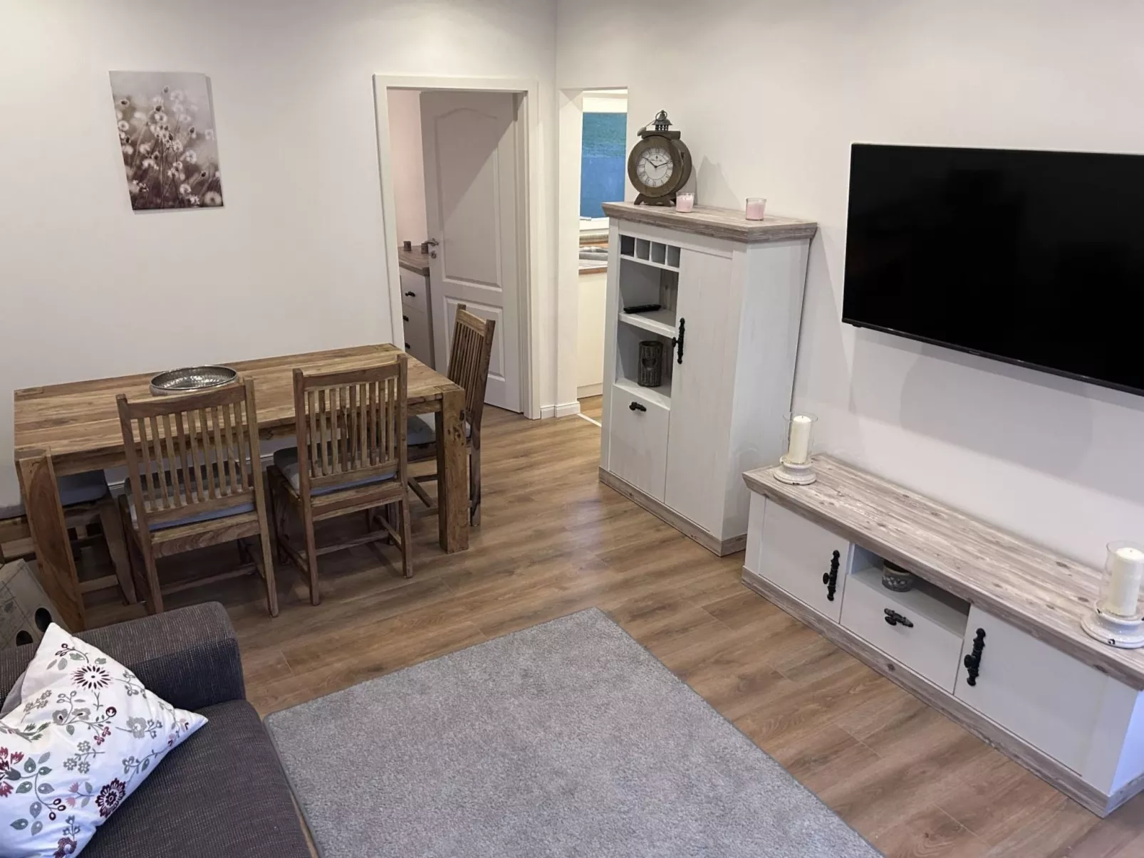 Renoviertes Haus in Husen mit Terrasse und Sauna-Image-tags.info