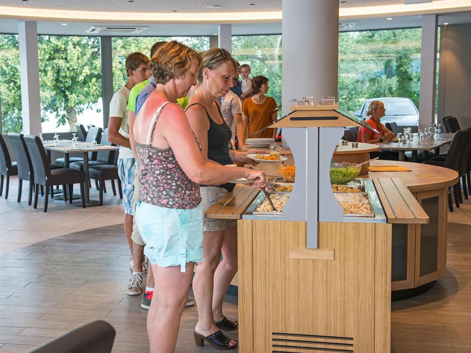 Mit Blick auf das Wasser-Binnen