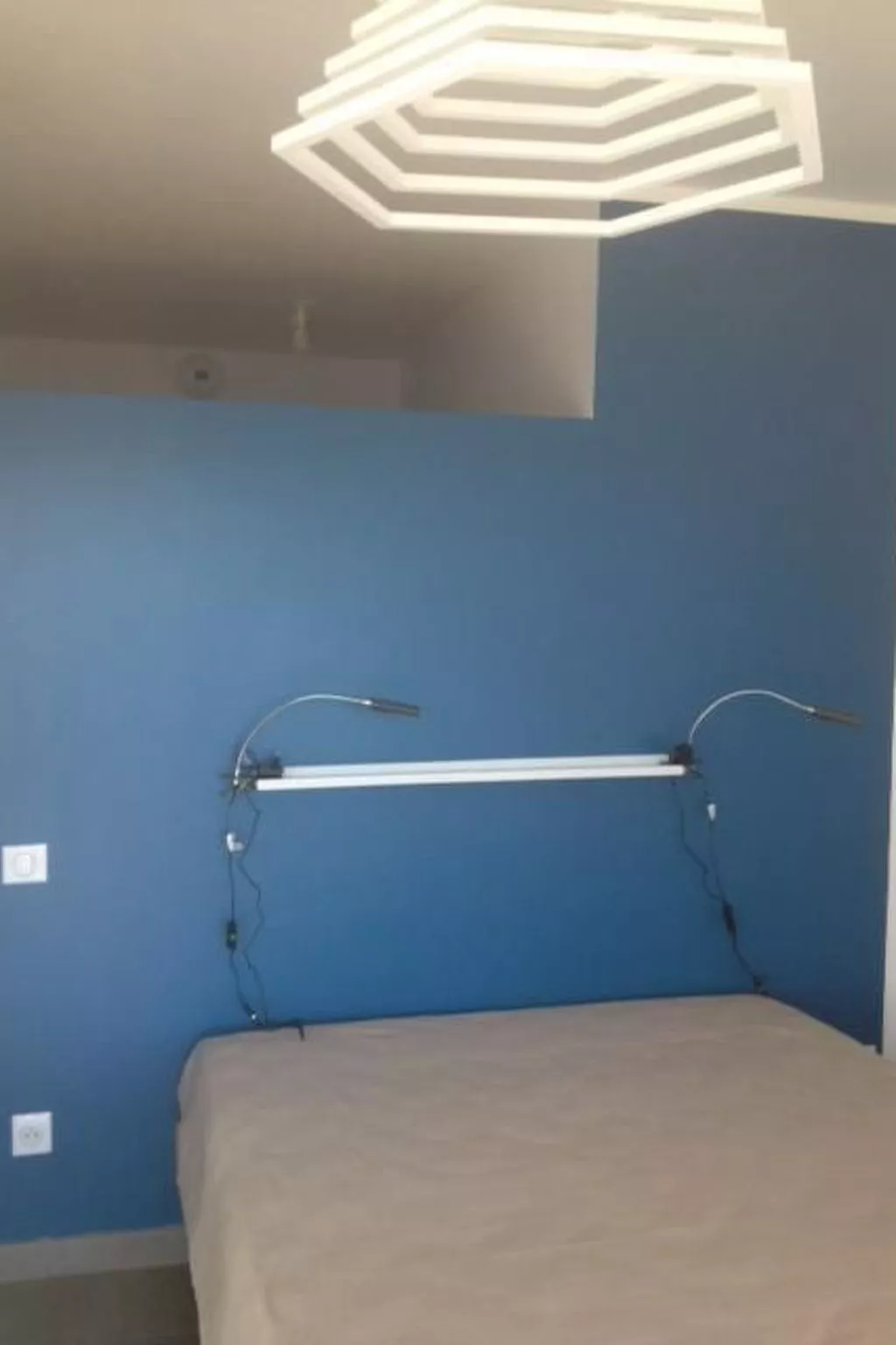 Unabhängige Unterkunft mit Meer- und Poolblick