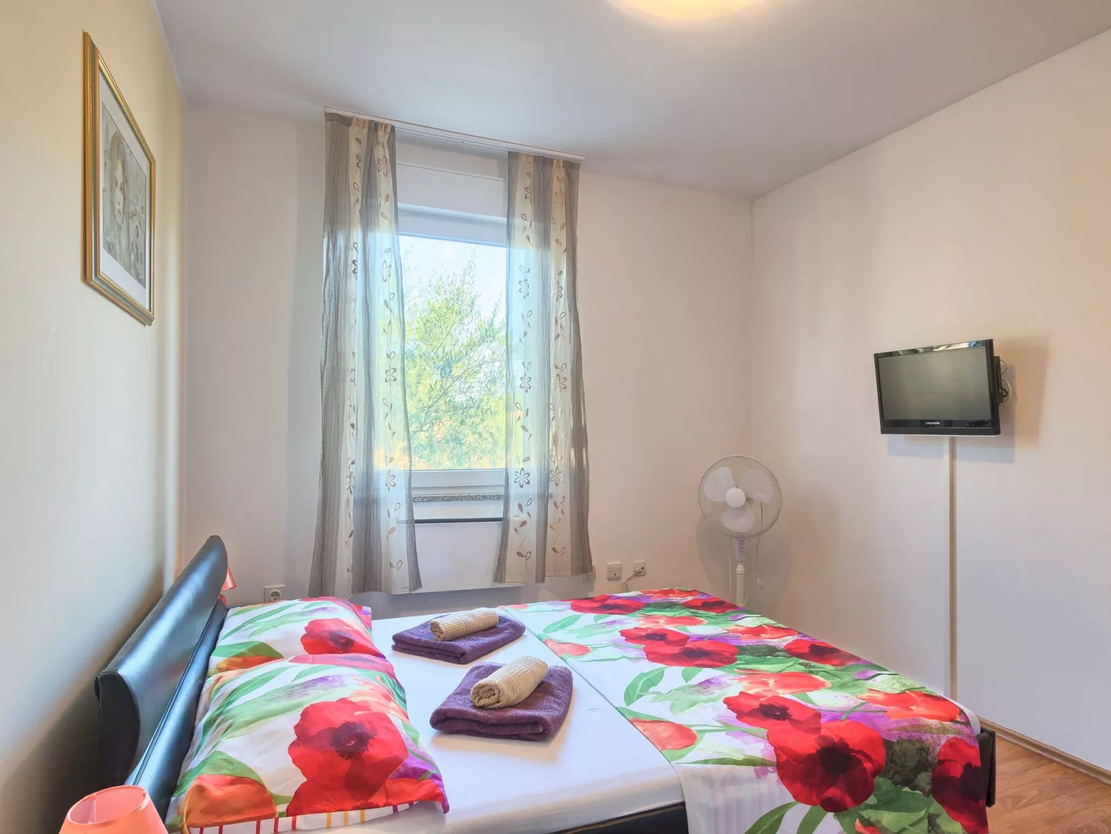 Haus Daniela mit überdachter Terrasse und Pool-Binnen