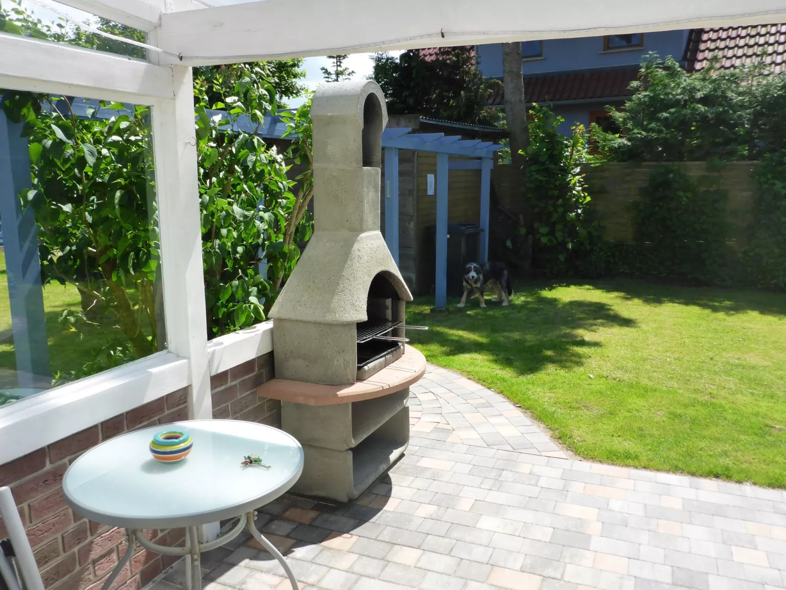 Behagliches Ferienhaus mit Garten und Terrasse-Binnen