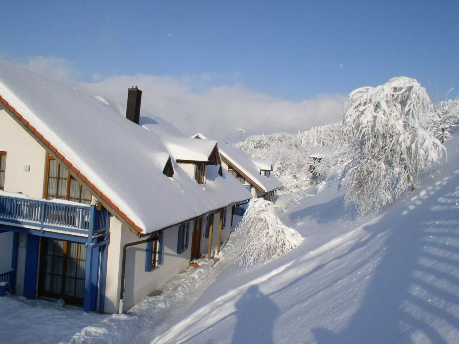 Mit Balkon und Bergblick-Buiten