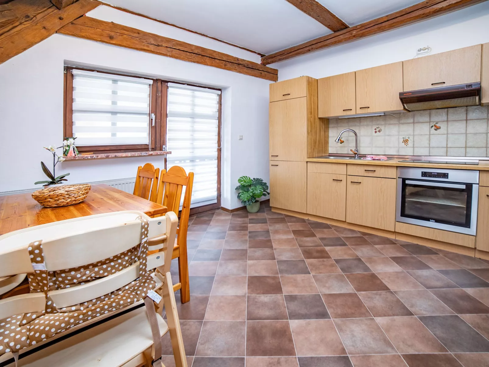 Typ A Studio-Image-tags.info