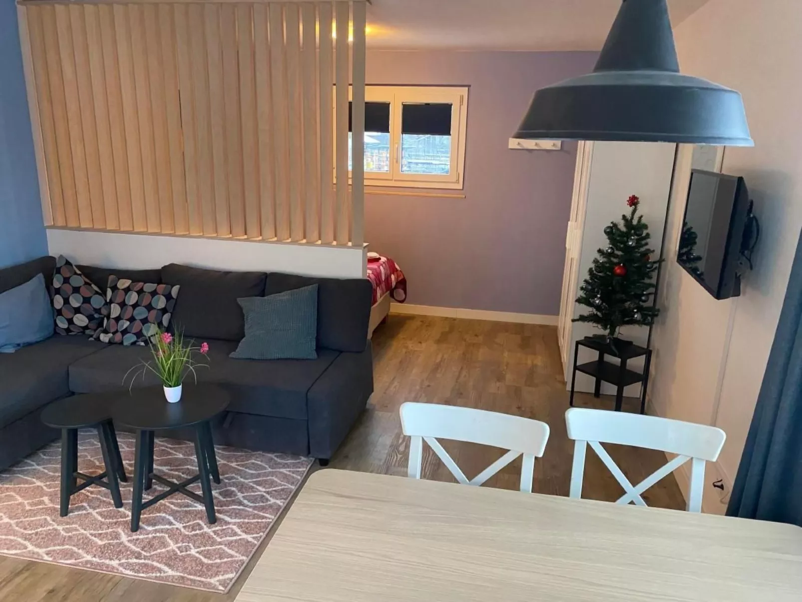 Spring Inn Studio-Binnen