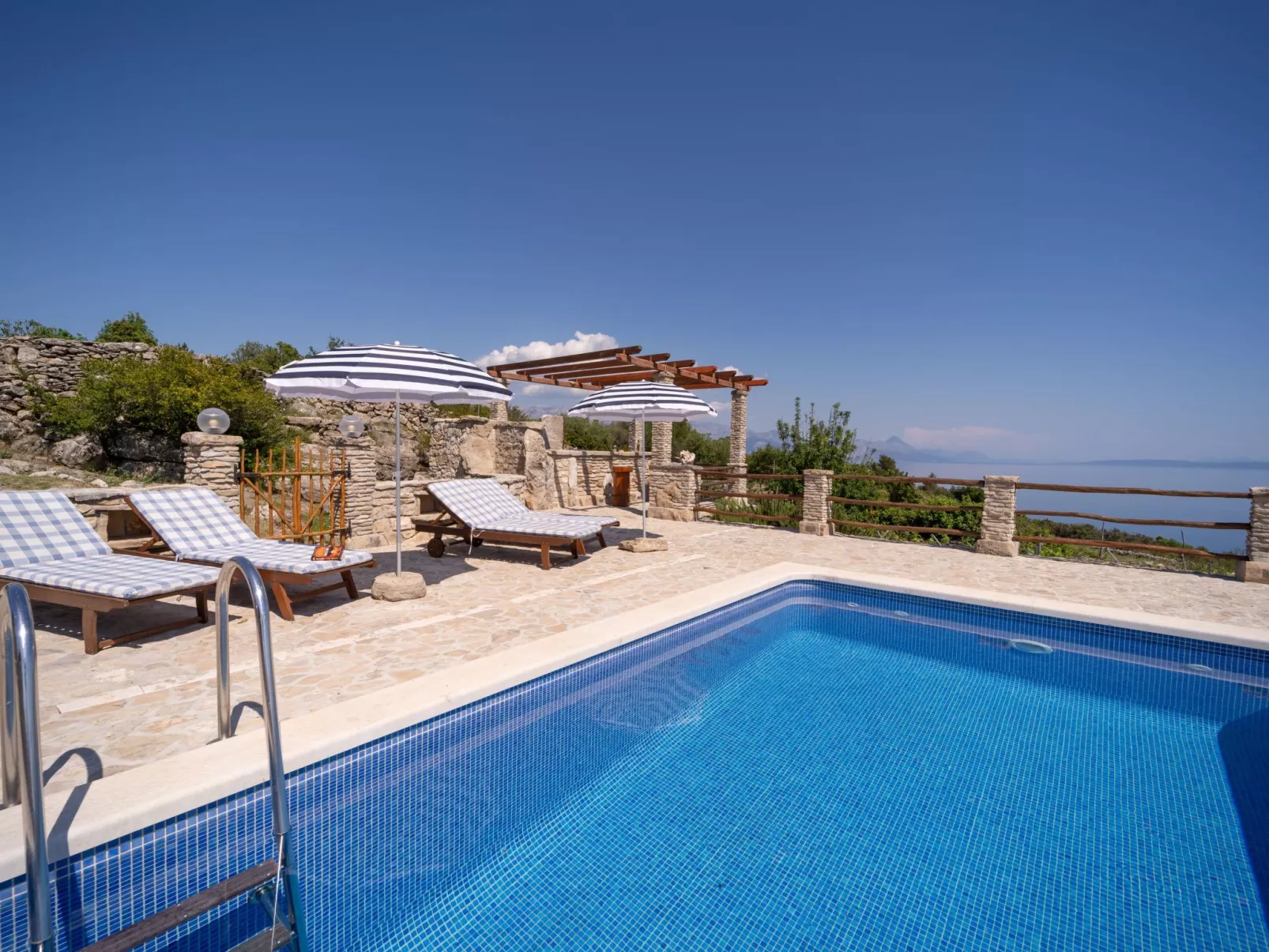 Ranch Visoka in Selca mit Panoramablick aufs Meer-Image-tags.info