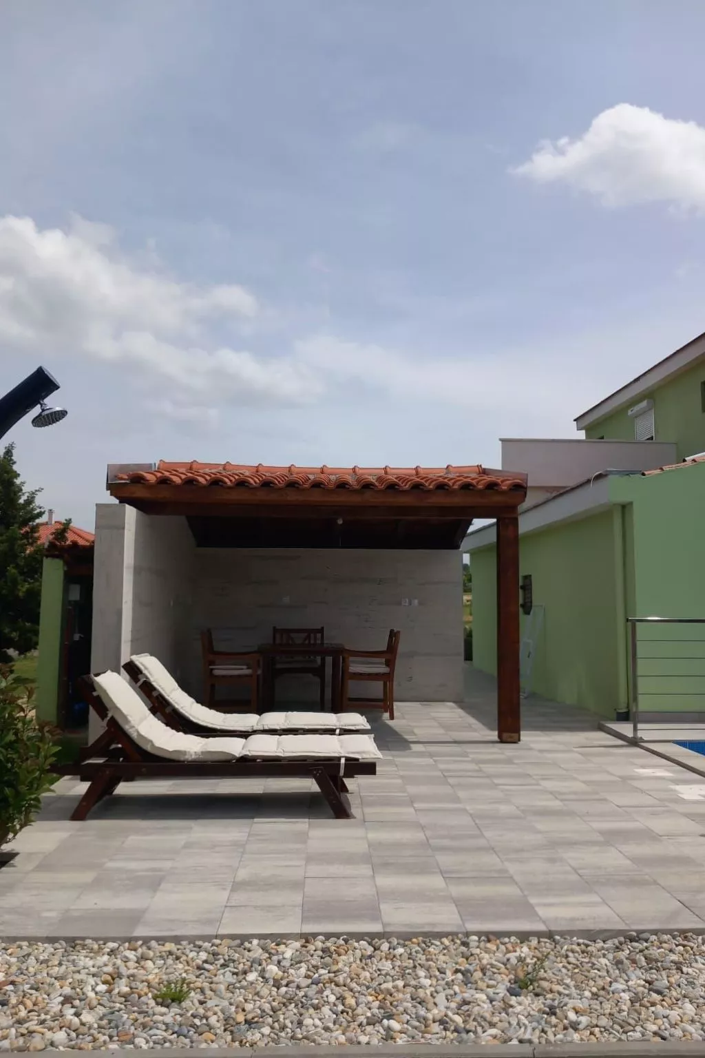 Wohnung in Ljubač mit Großem Garten-Binnen