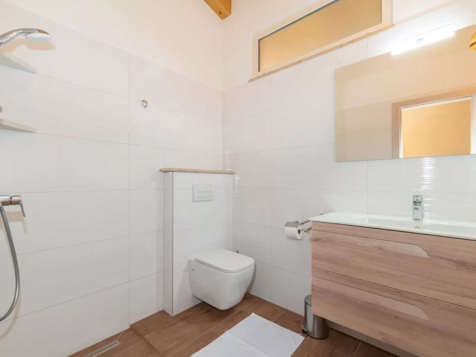 Villa Violette mit Pool nahe Stadtzentrum-Binnen