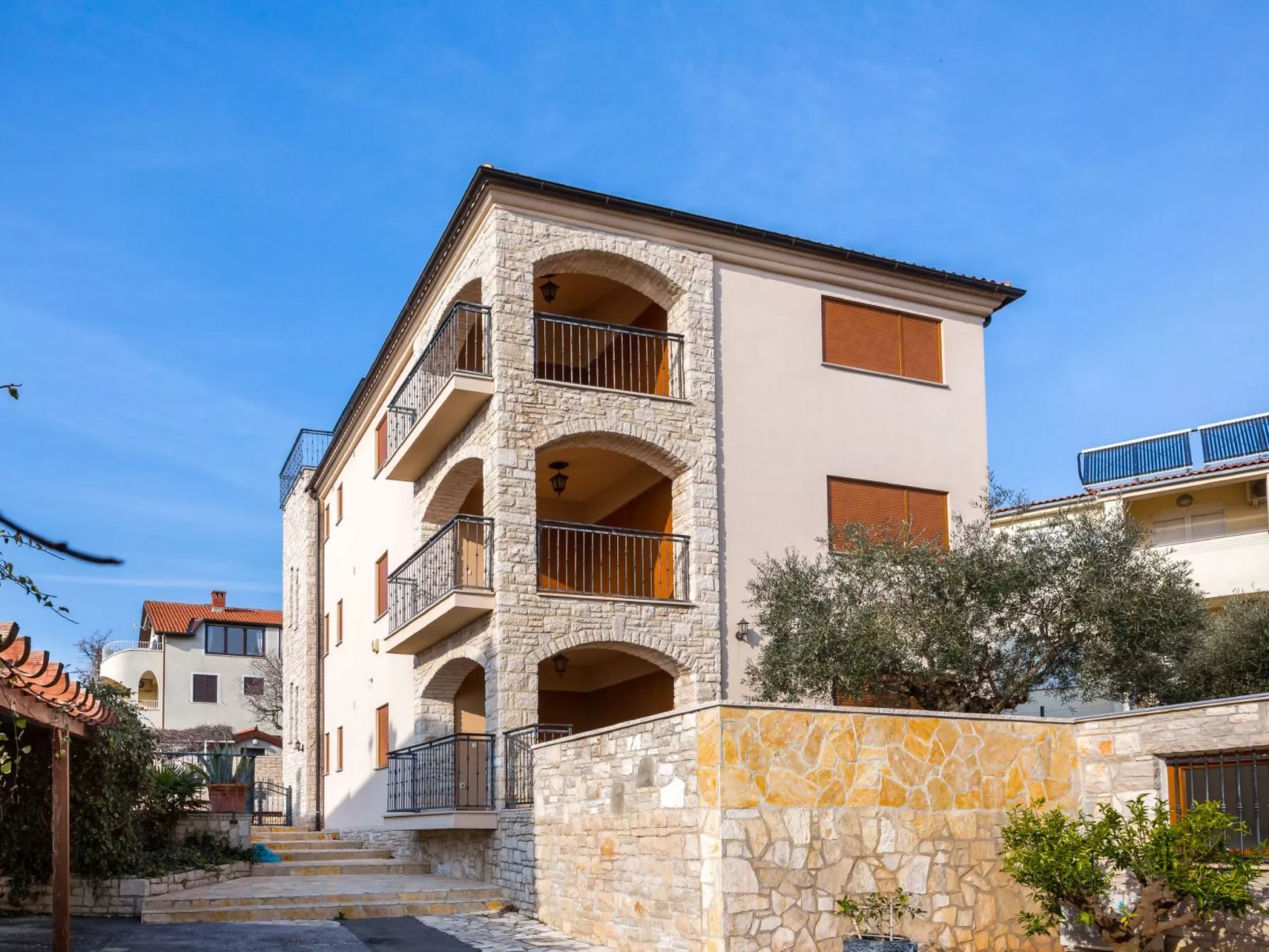 Für 5 Personen ca. 100 m&sup2; in Ližnjan, Istrien (Medulin und Umgebung)-Image-tags.info