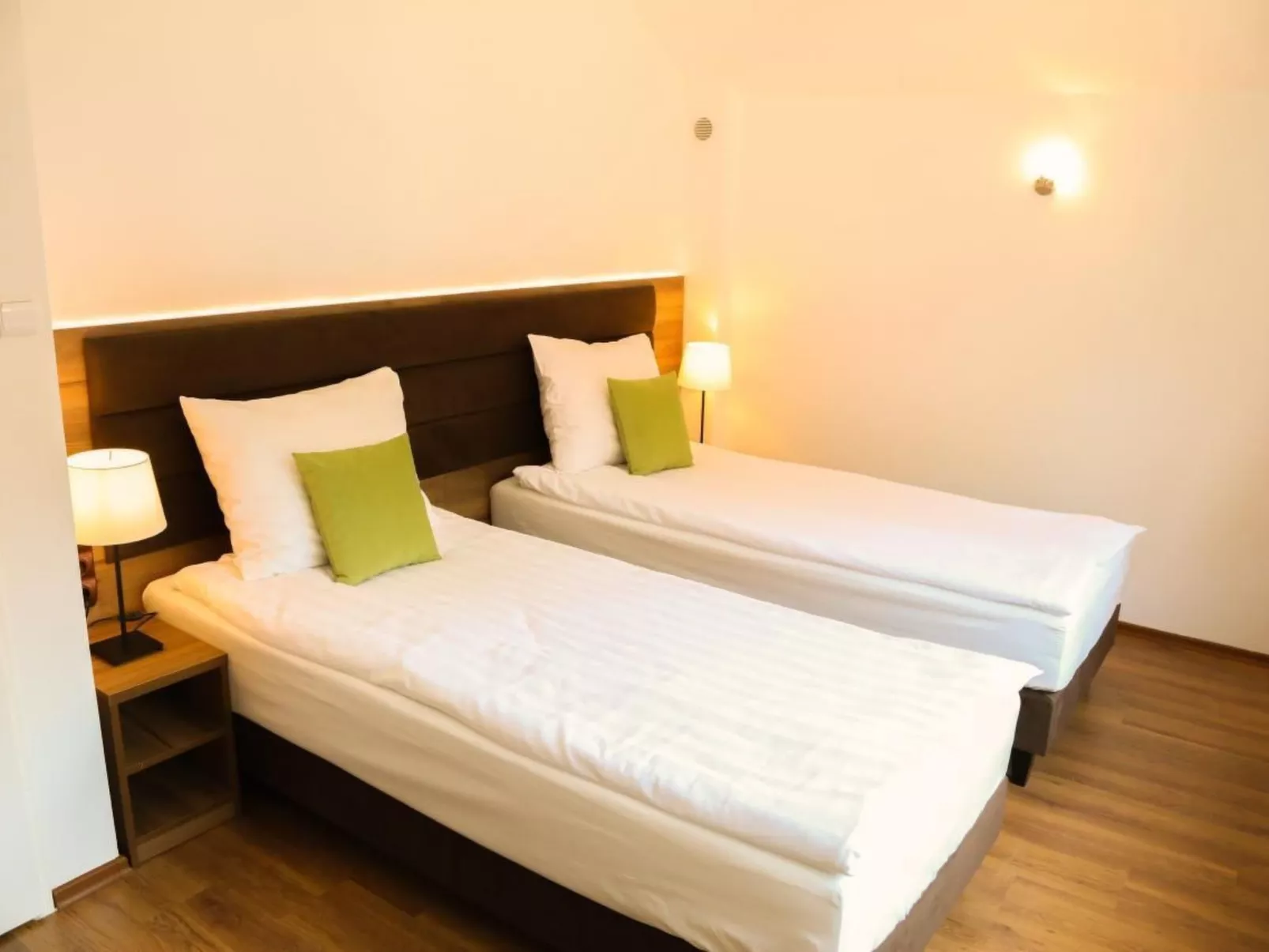 In Dźwirzyno mit Privater Terrasse-Binnen