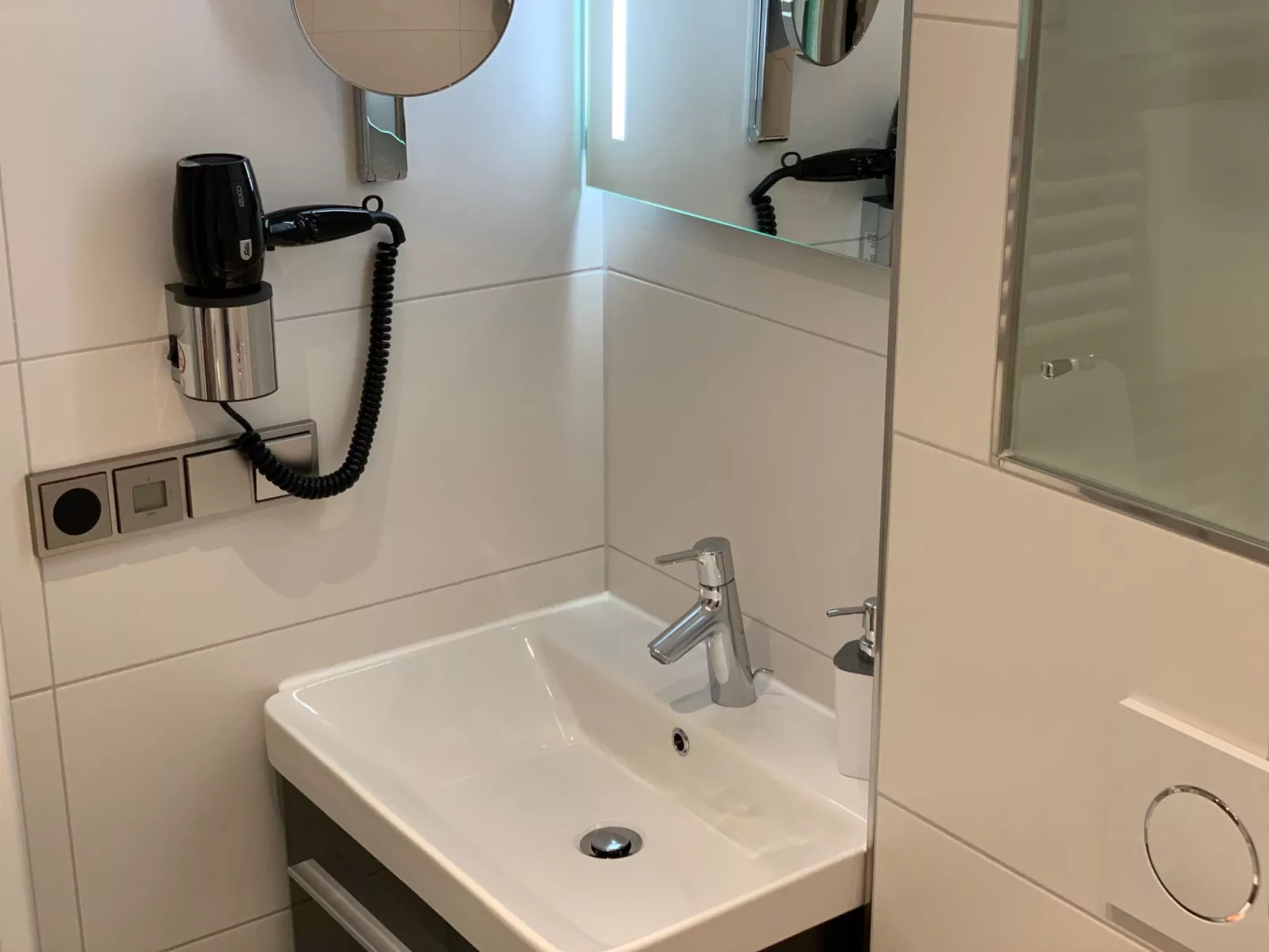 Ferienwohnung mit Infrarotwärmekabine-Binnen