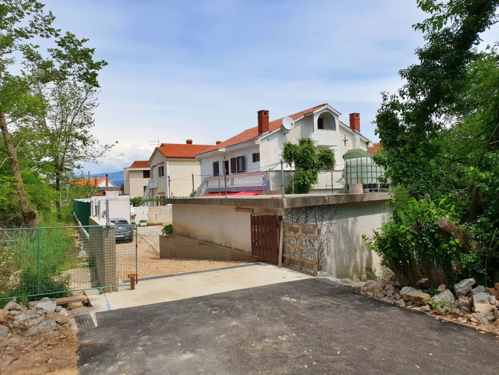 Apartment Bijelic - mit Balkon, 480 m vom Meer-Binnen