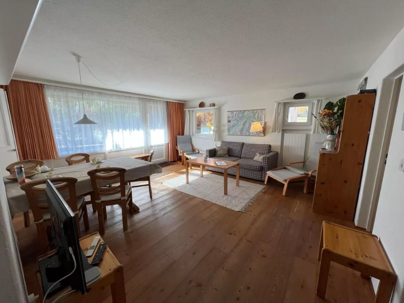 Chesa Aretztas-Image-tags.info