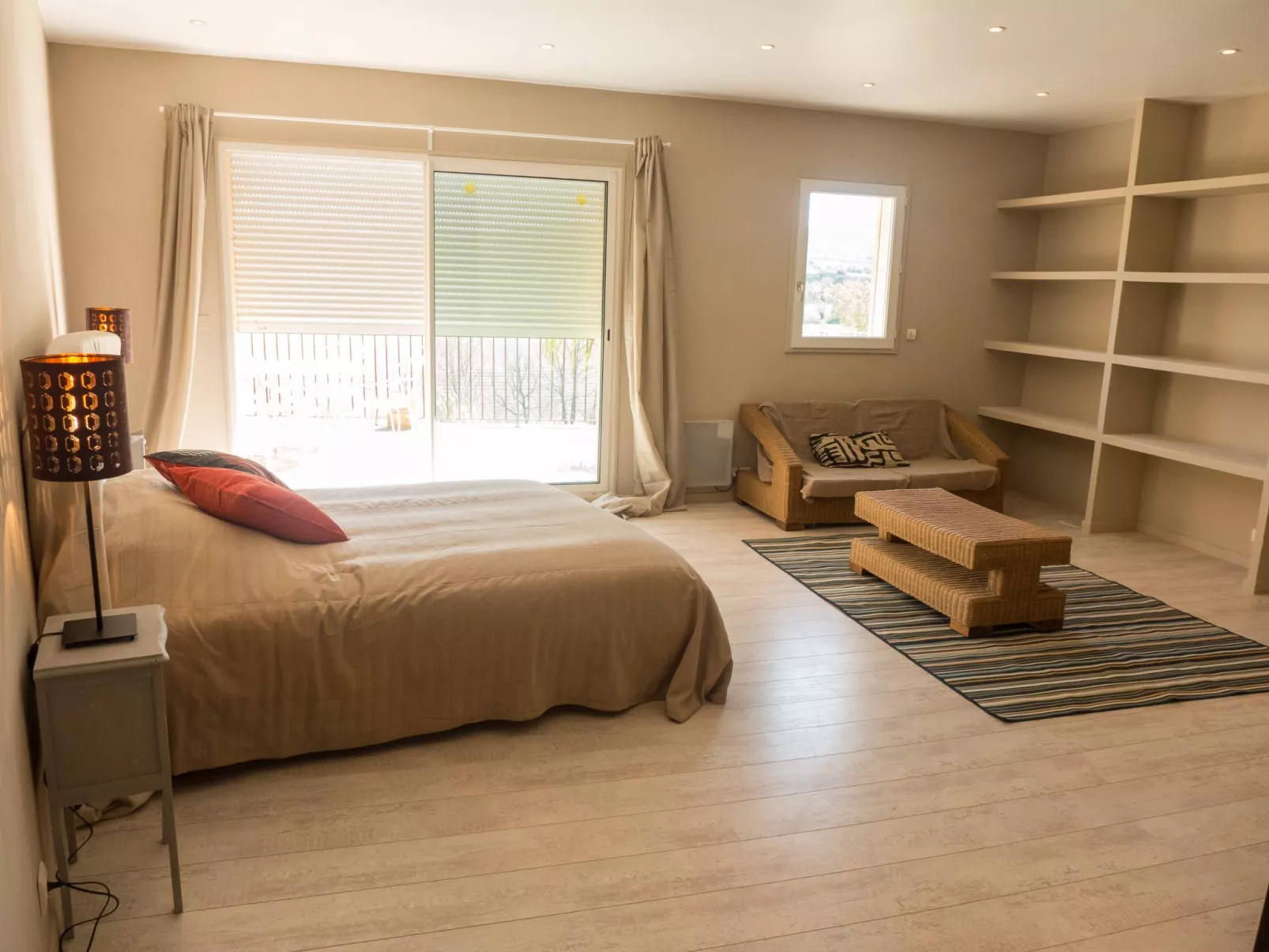 Villa mit Garten, Grill und Terrasse-Binnen