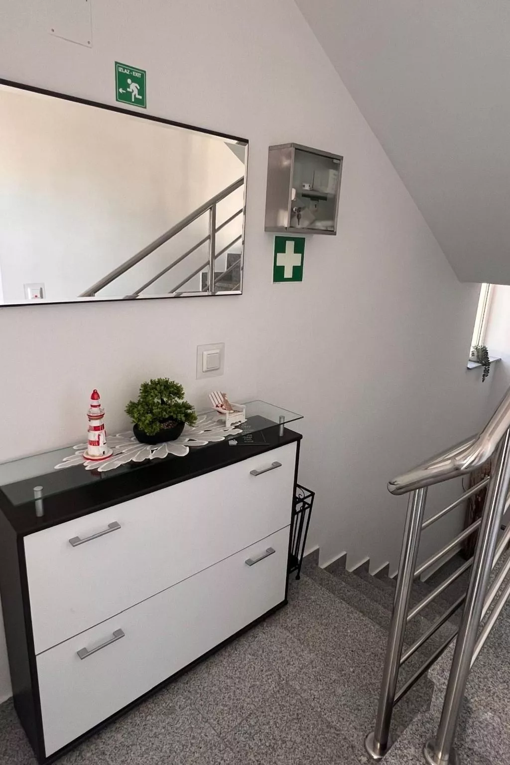 Wohnung "Ivić 2" mit Terrasse-Binnen