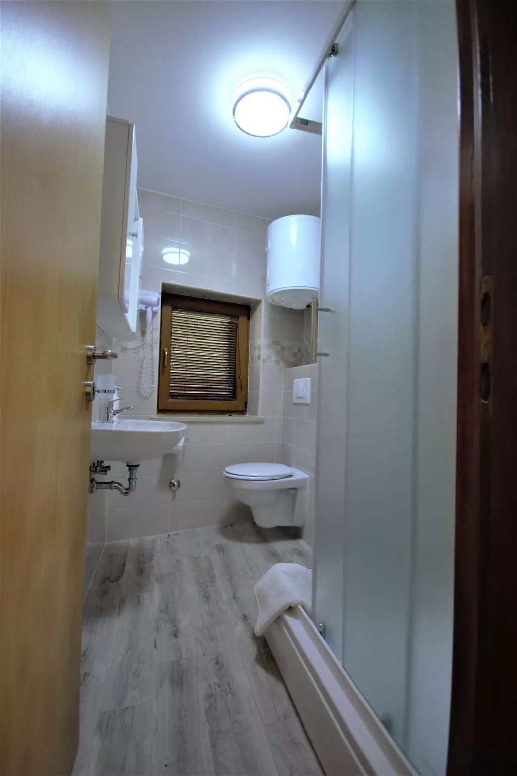 XXL-Ferienhaus "Cokuni" mit privatem Pool-Binnen