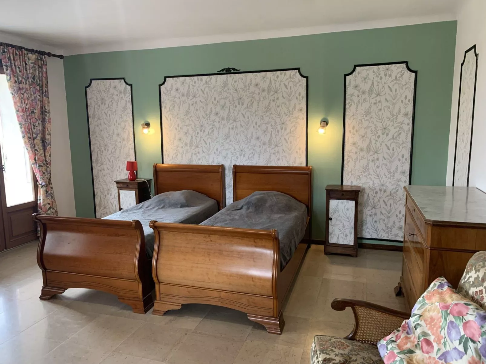 Provençal Privates Schwimmbad, Haustiere willkommen-Binnen