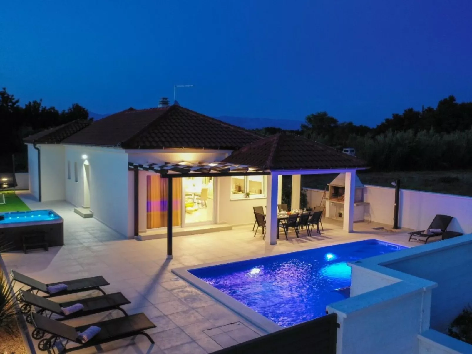 Villa mit beheiztem Pool Privlaka - TA Leut Agency-Binnen