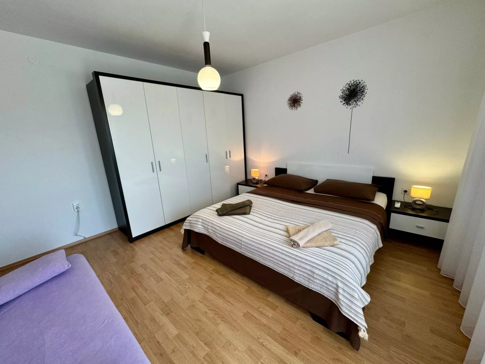 Schöne Ferienwohnung in Jadranovo mit Grill, Terrasse und Garten-Binnen