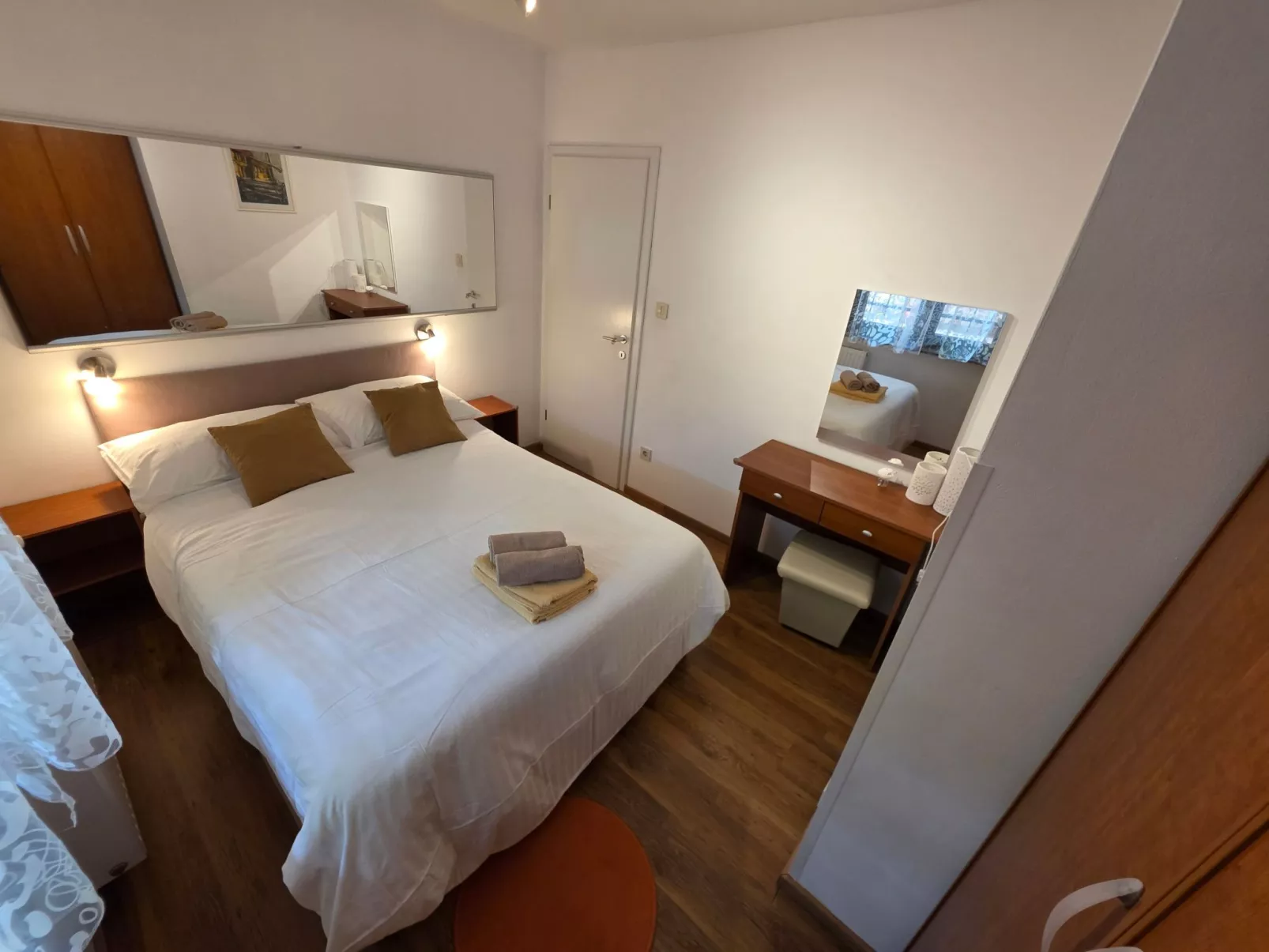 Wohnung mit Terrasse - Gemeinschaftspool-Binnen