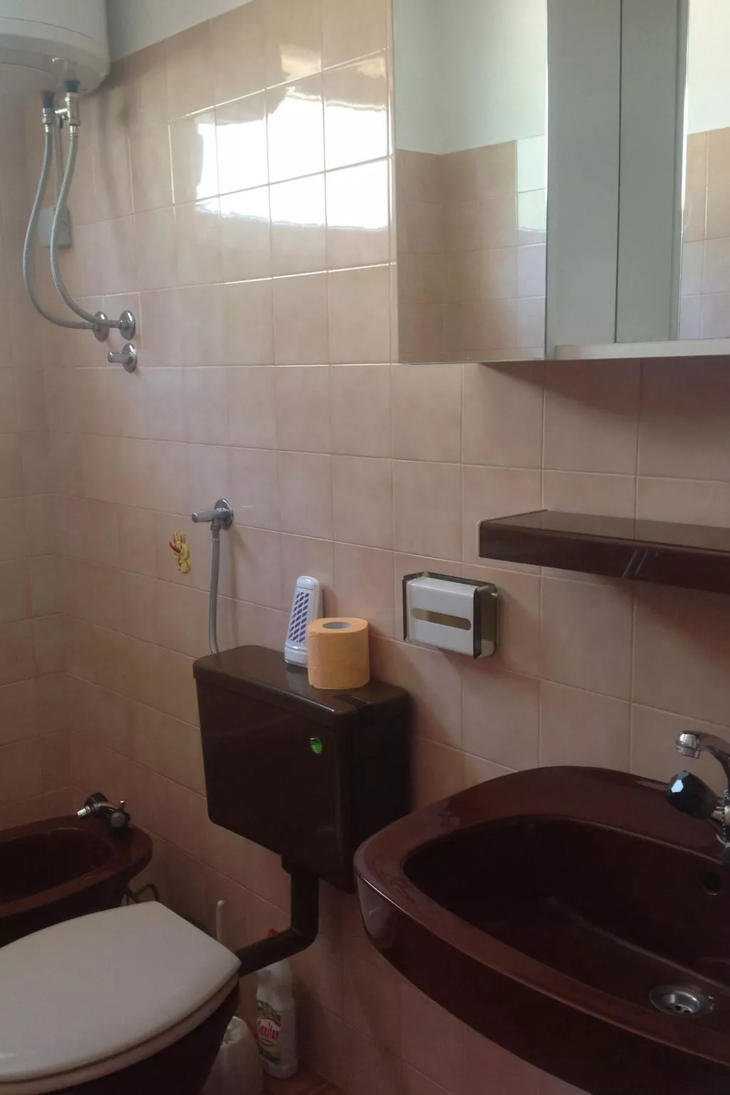 "Maya 1" mit Blick auf das Wasser-Image-tags.info