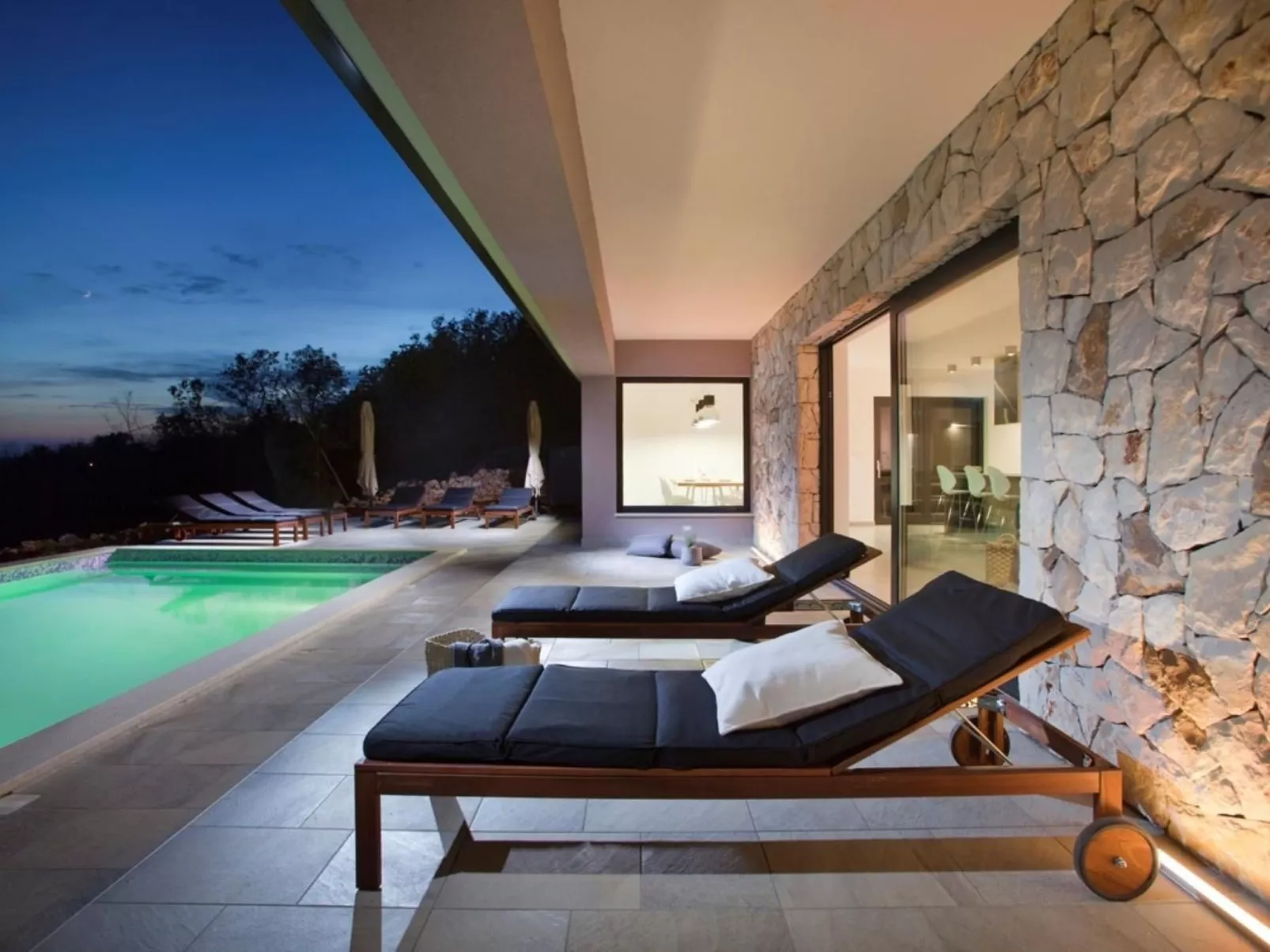 Moderne Villa Arsia mit Pool, gelegen in der Nähe von Labin-Binnen