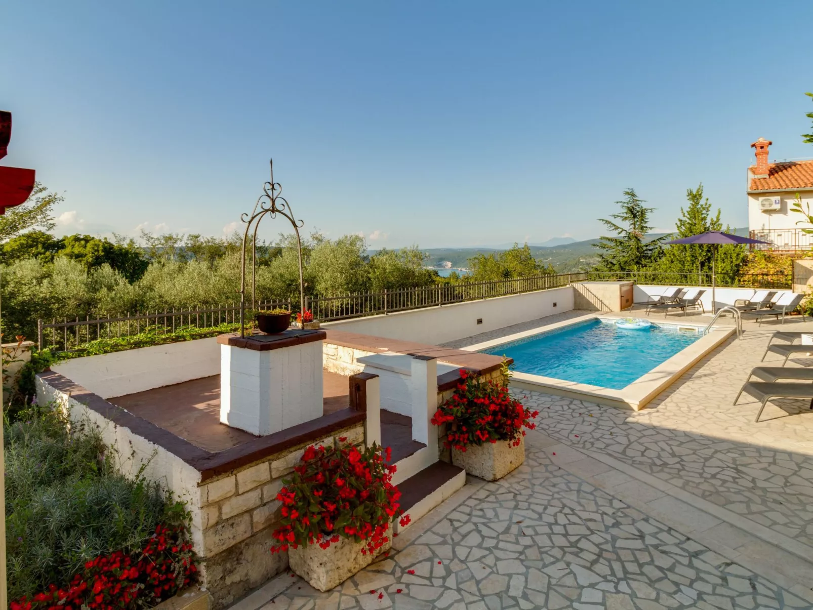 "Villa Agneza"-Binnen