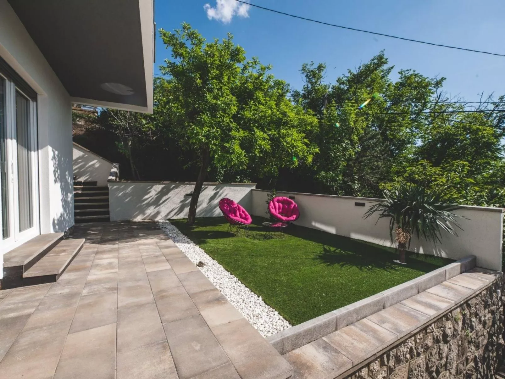 Für 7 Personen und 1 Kind-Binnen