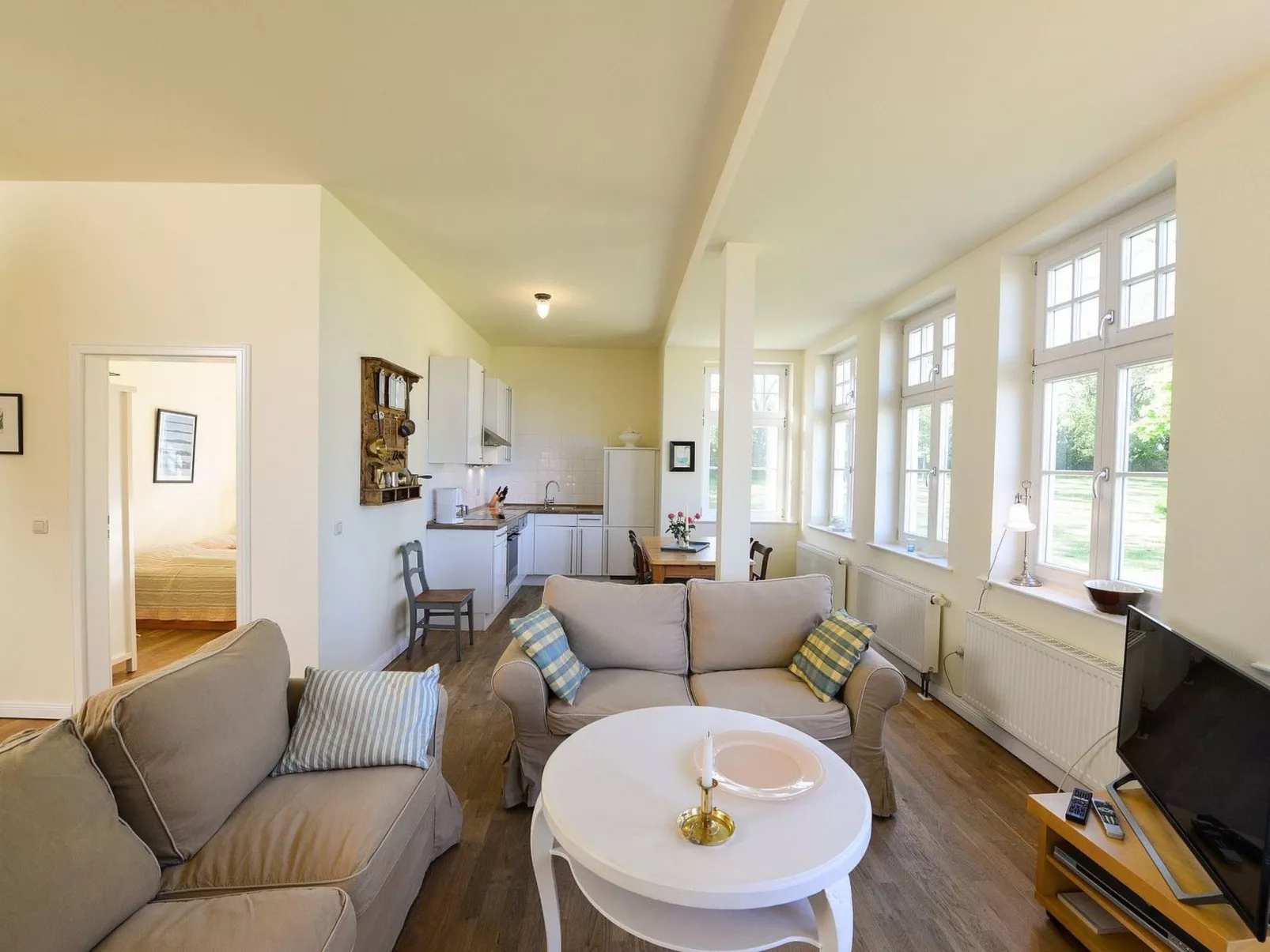 Wohnung im ersten Obergeschoss des Gutshauses-Binnen