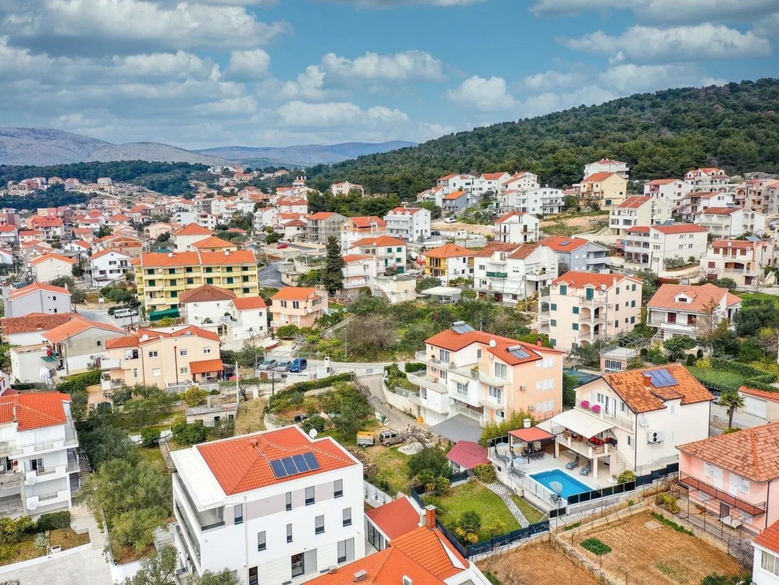 Villa Urban in Trogir mit privatem beheiztem Pool-Binnen