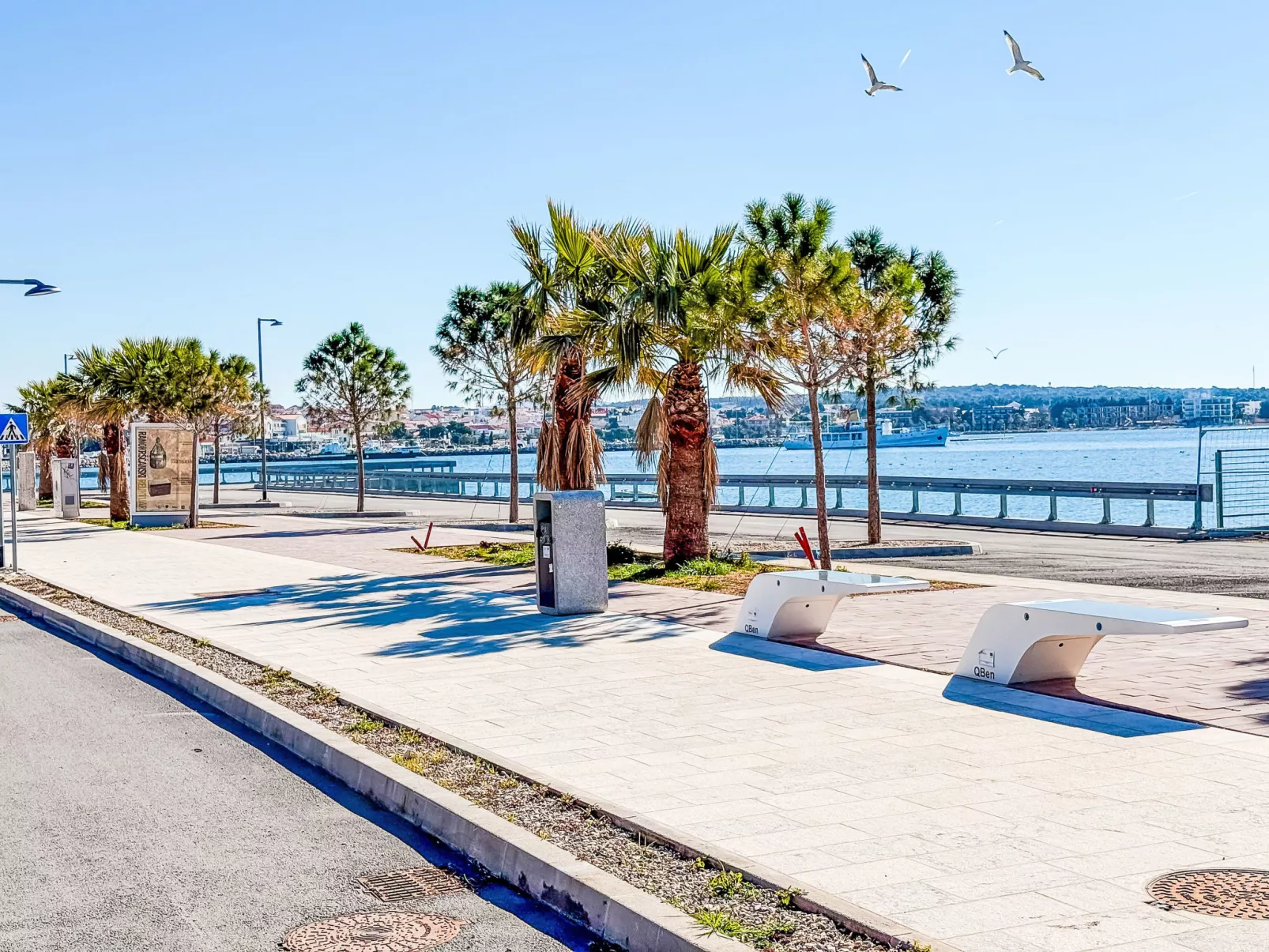 Große Ferienwohnung in Pag mit Privater Terrasse-Omgeving