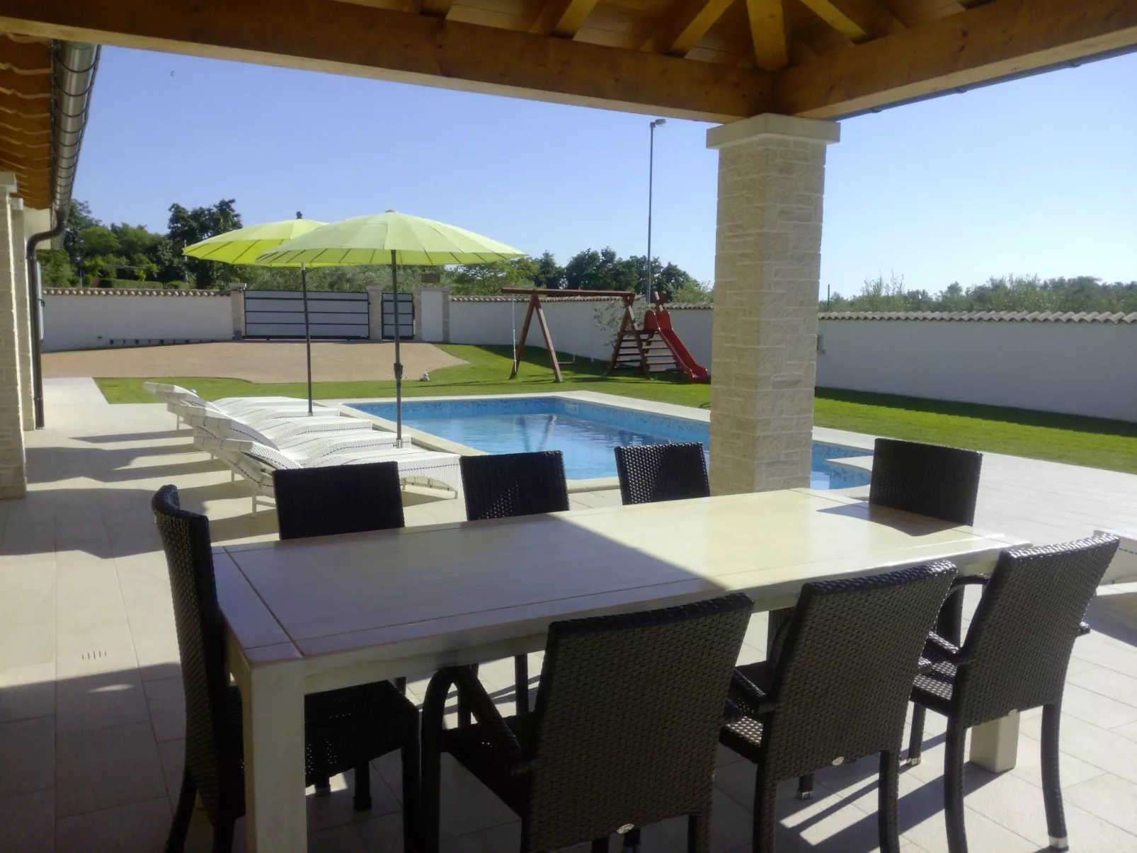 Für 8 Personen und 2 Kinder in Segotici, Istrien (Südküste von Istrien)-Buiten