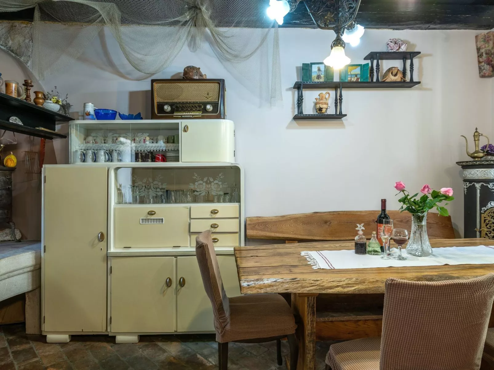 Villa Nada-Image-tags.info