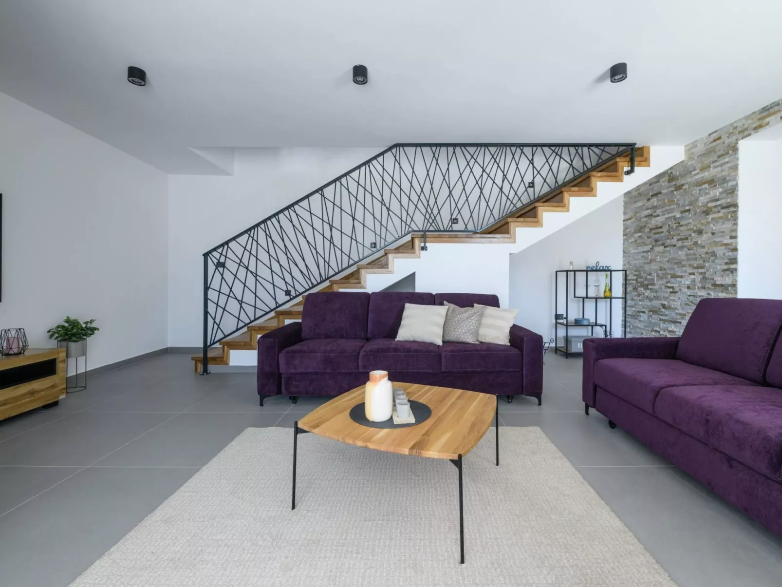 Villa Grande, klimatisiert und mit Pool in Jursici-Binnen