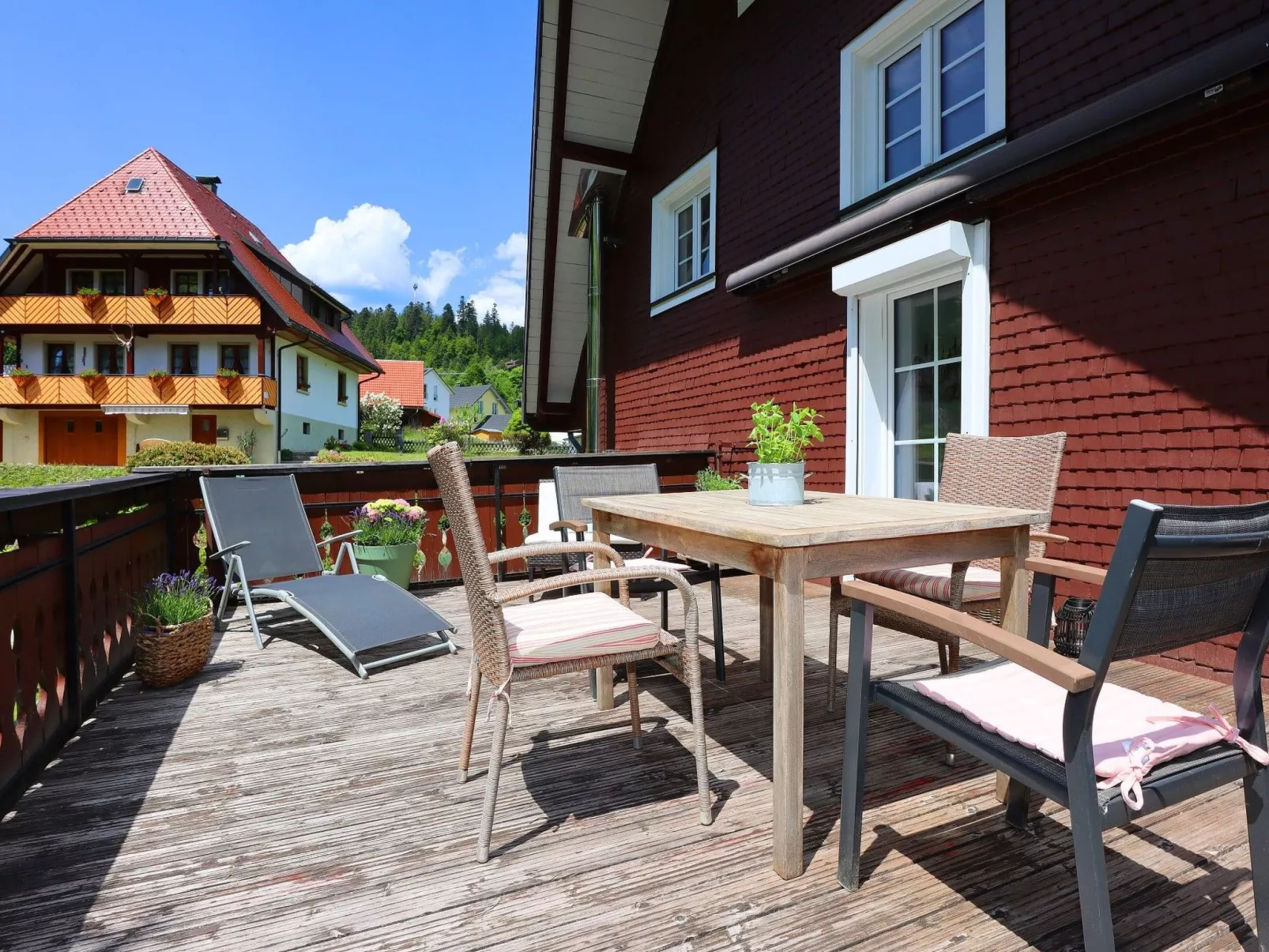 Schwarzwaldhaus St. Blasien, direkt am Bach-Binnen