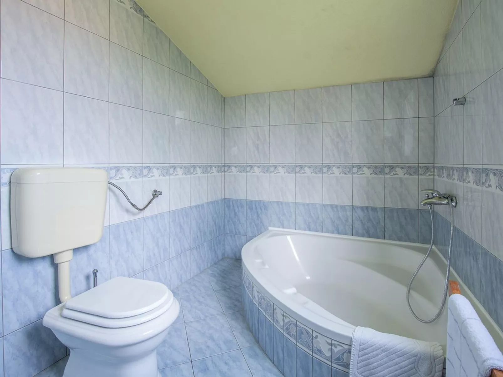 "Casa Tarra" mit eigenem Pool-Binnen