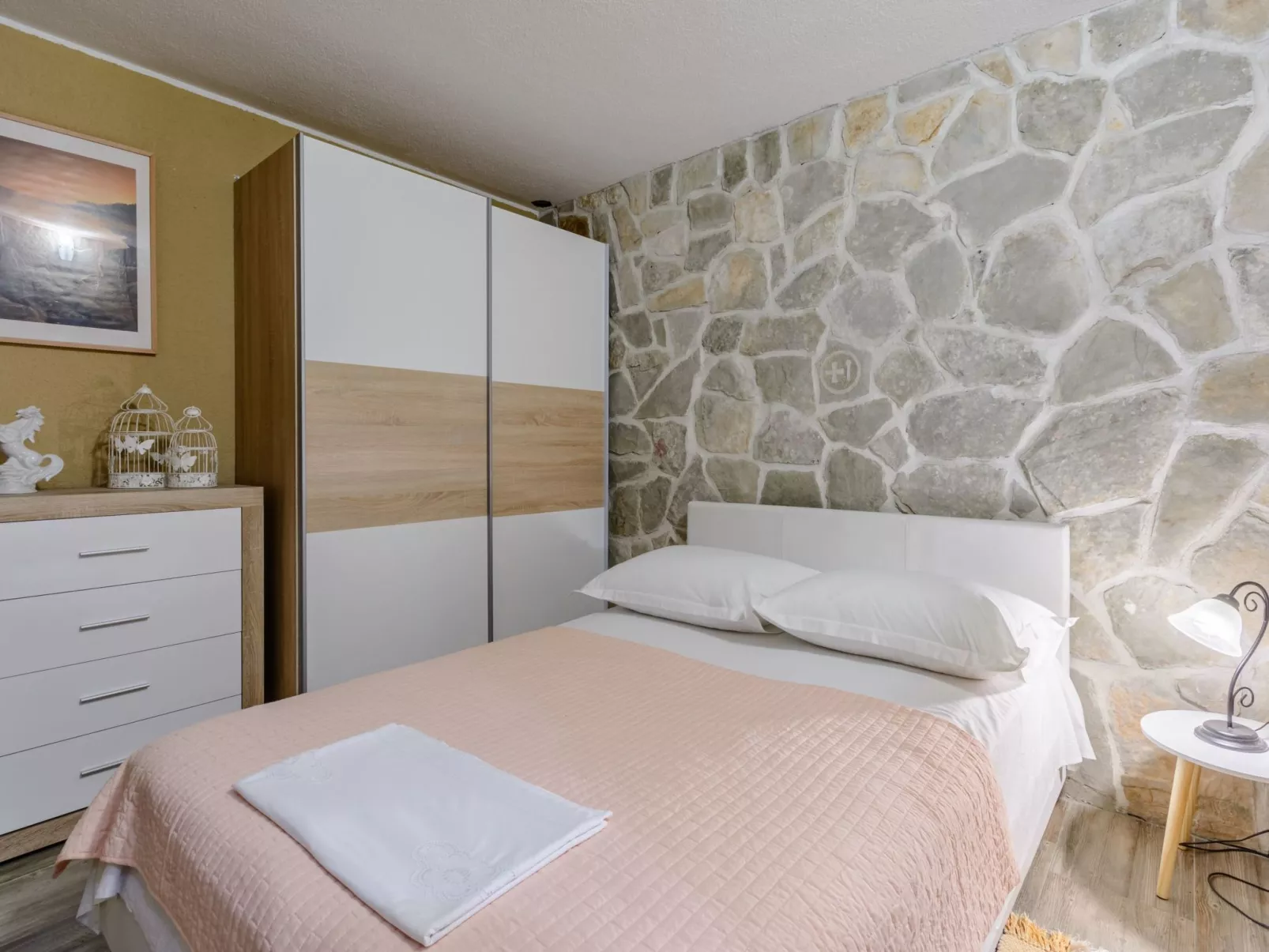 Villa mit vier Schlafzimmern und beheiztem Pool-Binnen