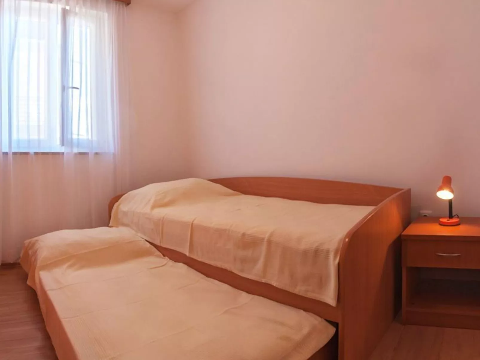 Modernes Apartment mit zwei Schlafzimmern-Image-tags.info