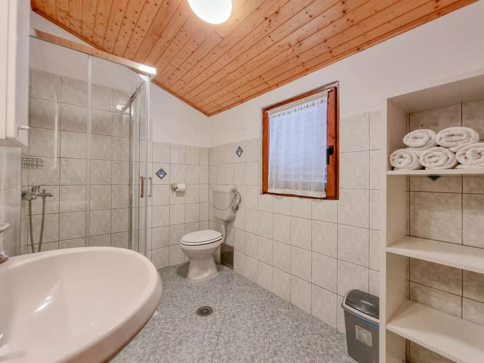 "Ivan" direkt am Strand-Binnen