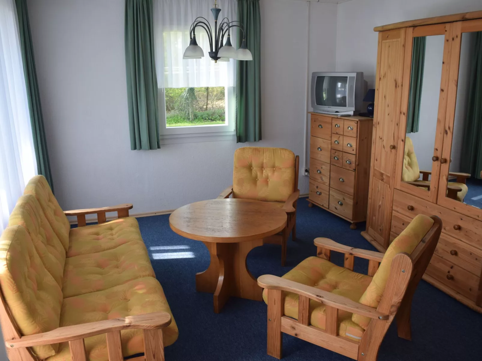 Mit Garten, Terrasse und Grill-Image-tags.info