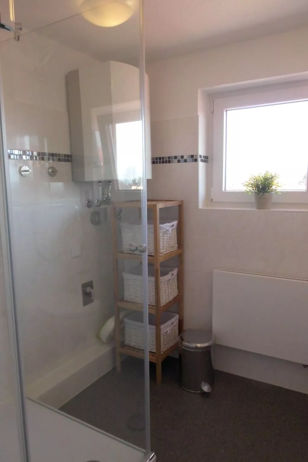 Charmante Fewo mit Großem Balkon-Binnen