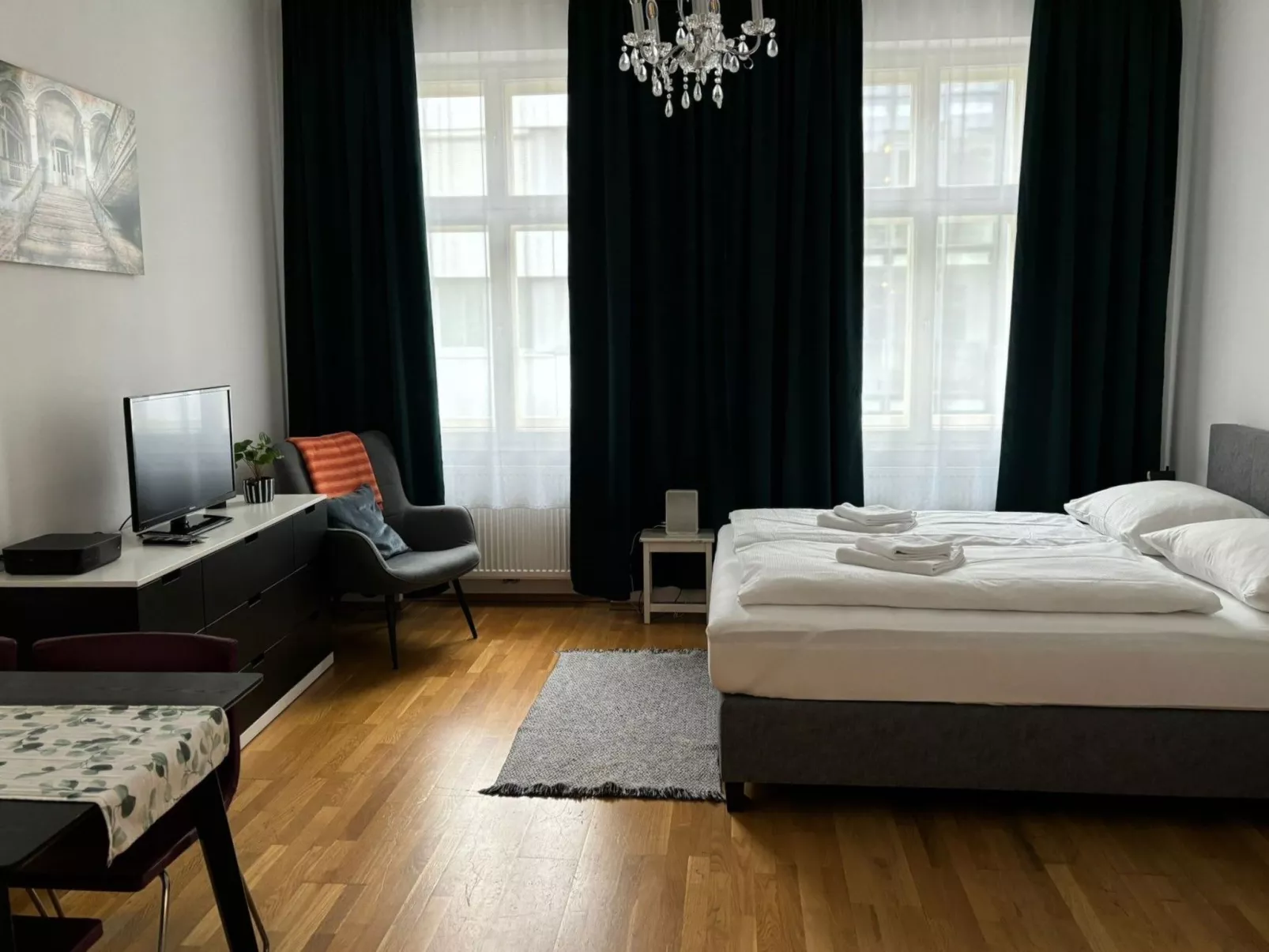 Zentral & ruhig-Binnen