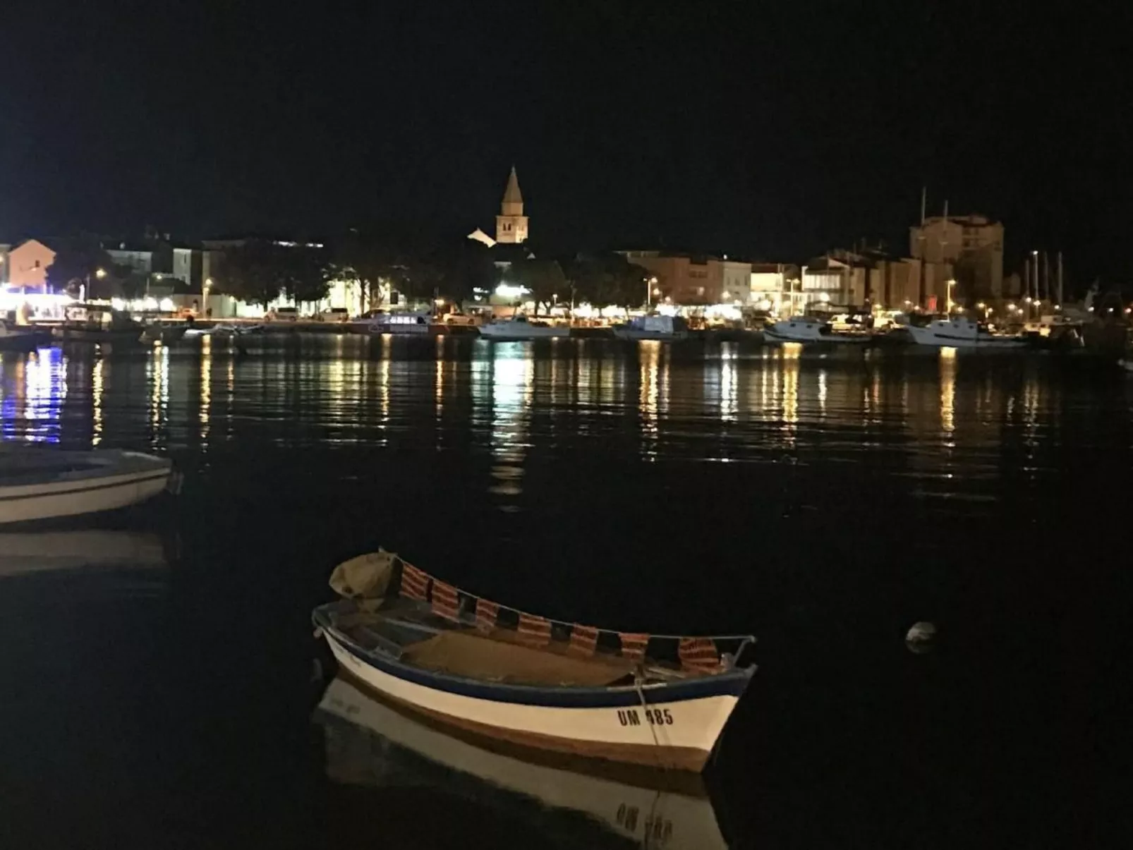 GALLERY SANDRO-Binnen