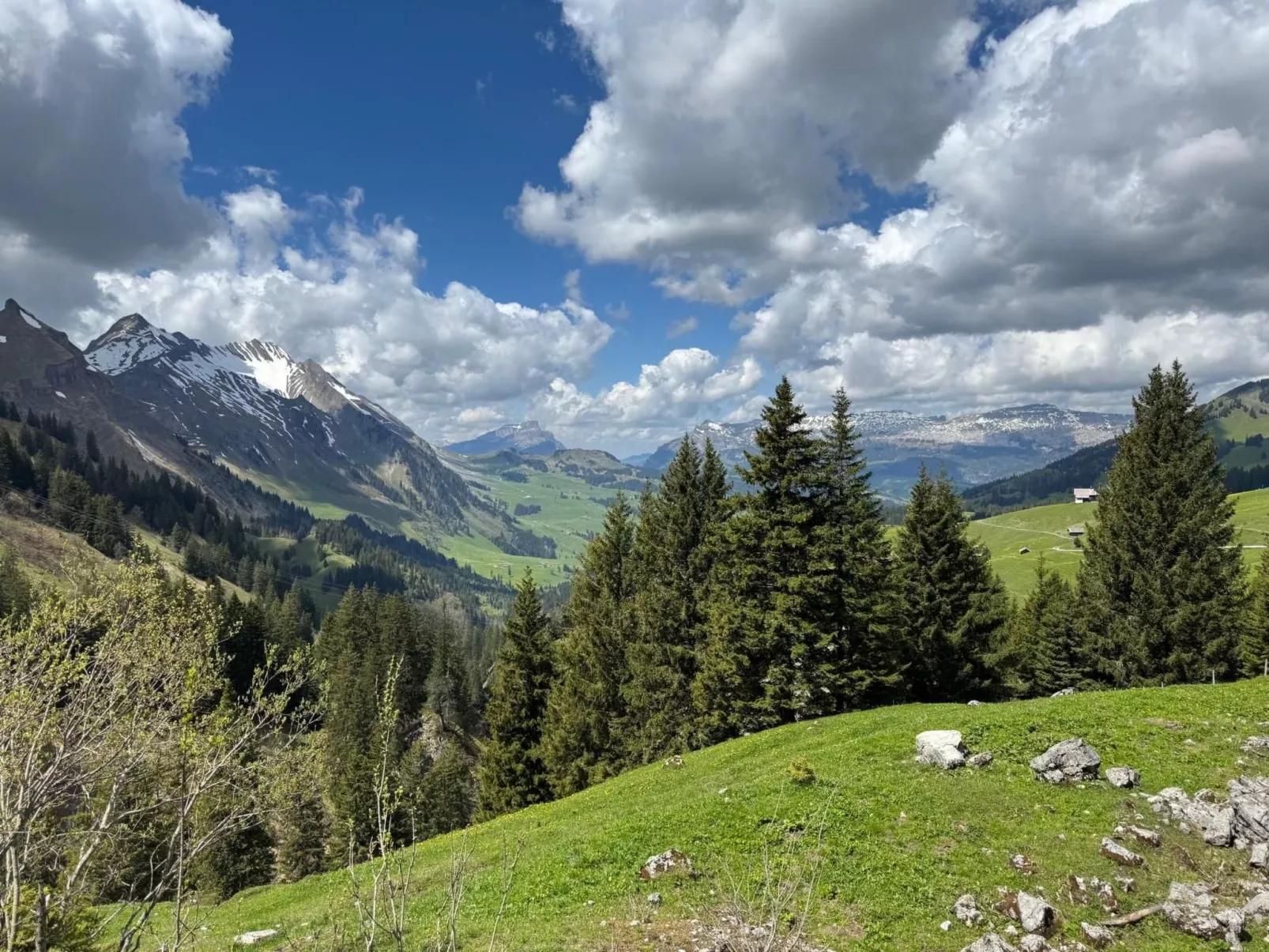 Moderne Ferienwohnung ROTHORN mit 2 Schlafzimmer-Buiten