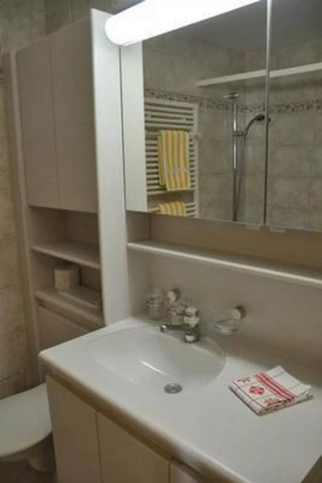 Chesa Semnadur H5-Binnen