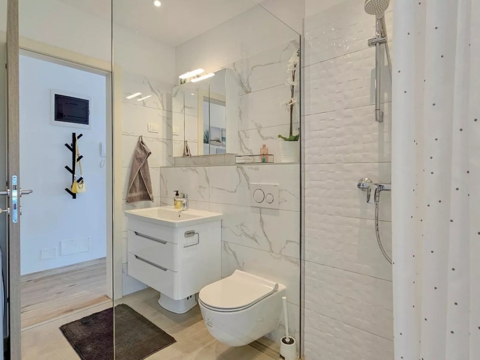 Green Oasis mit Schwimmbad-Binnen