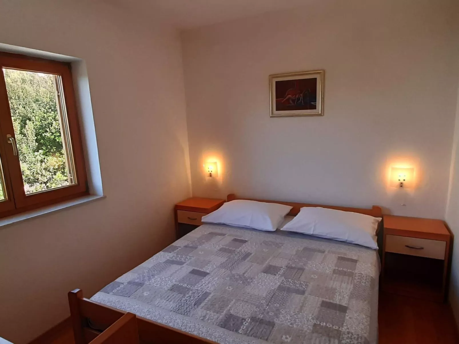 "Mia" mit Blick auf das Wasser-Binnen